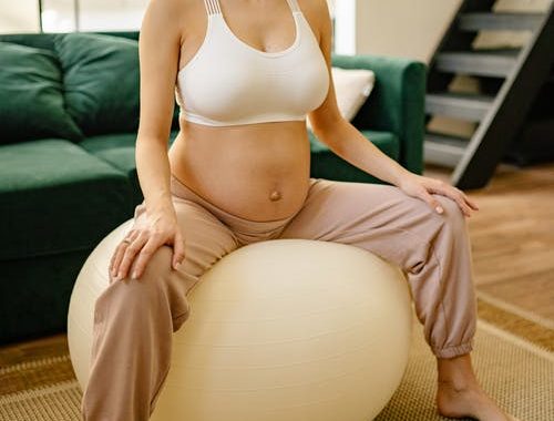Yoga Benefits for Expectant Mothers, New Mothers, and Babies
